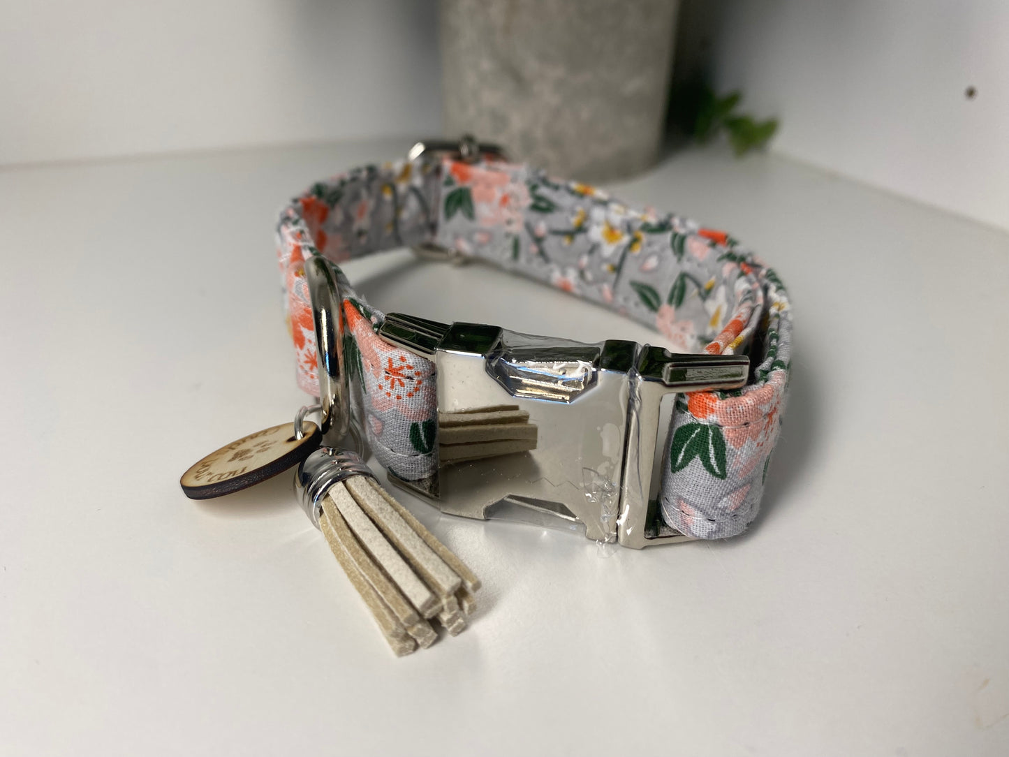 Collier en tissu et sangle pour chien – Réglable et personnalisable
