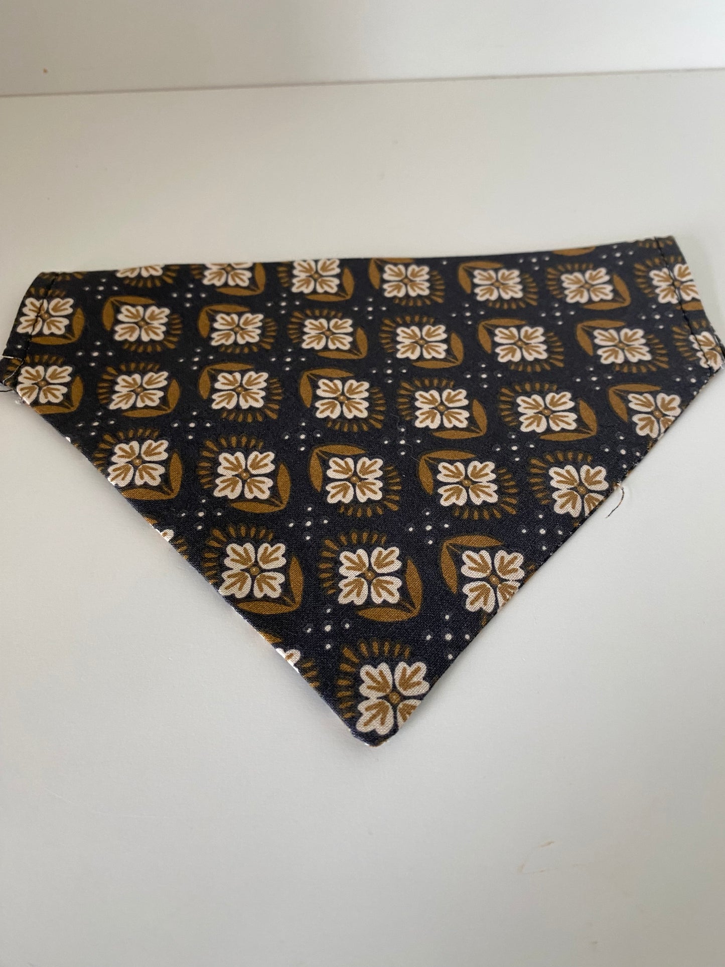 Le Bandana Parfait pour Votre Chien le classique