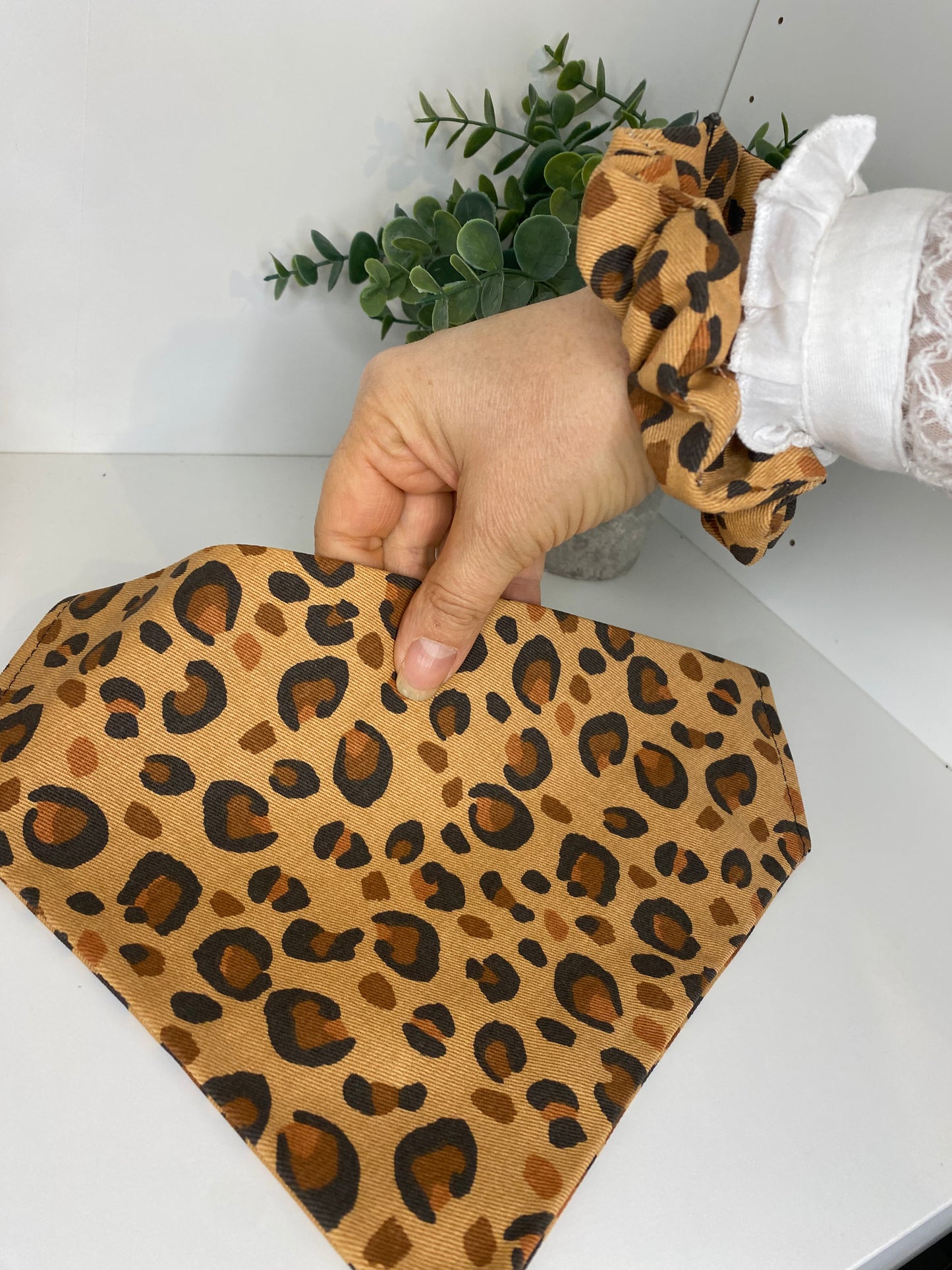 Bandana pour chien fait main – Léopard