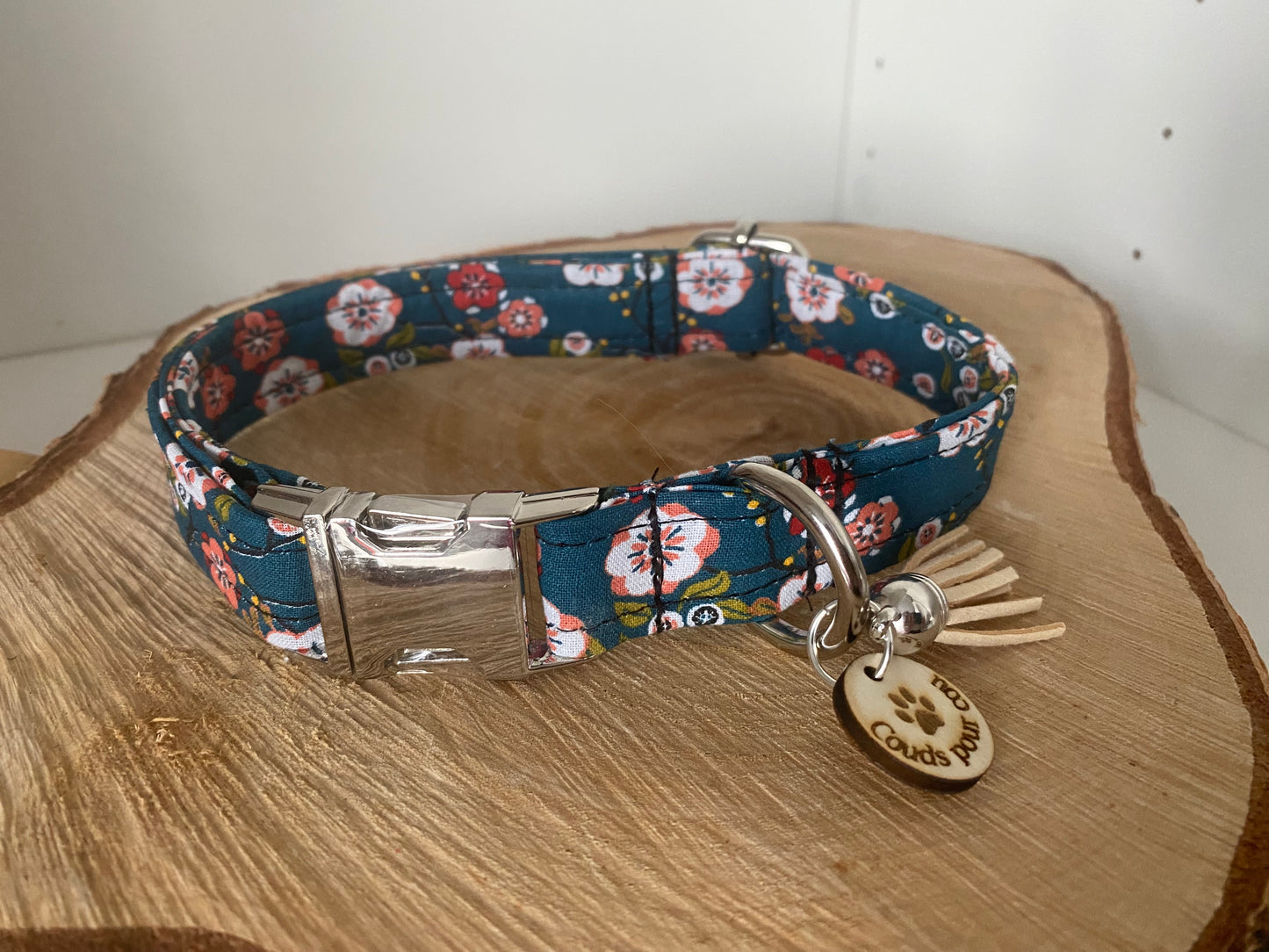 Collier en tissu et sangle pour chien – Réglable et personnalisable collection Raven