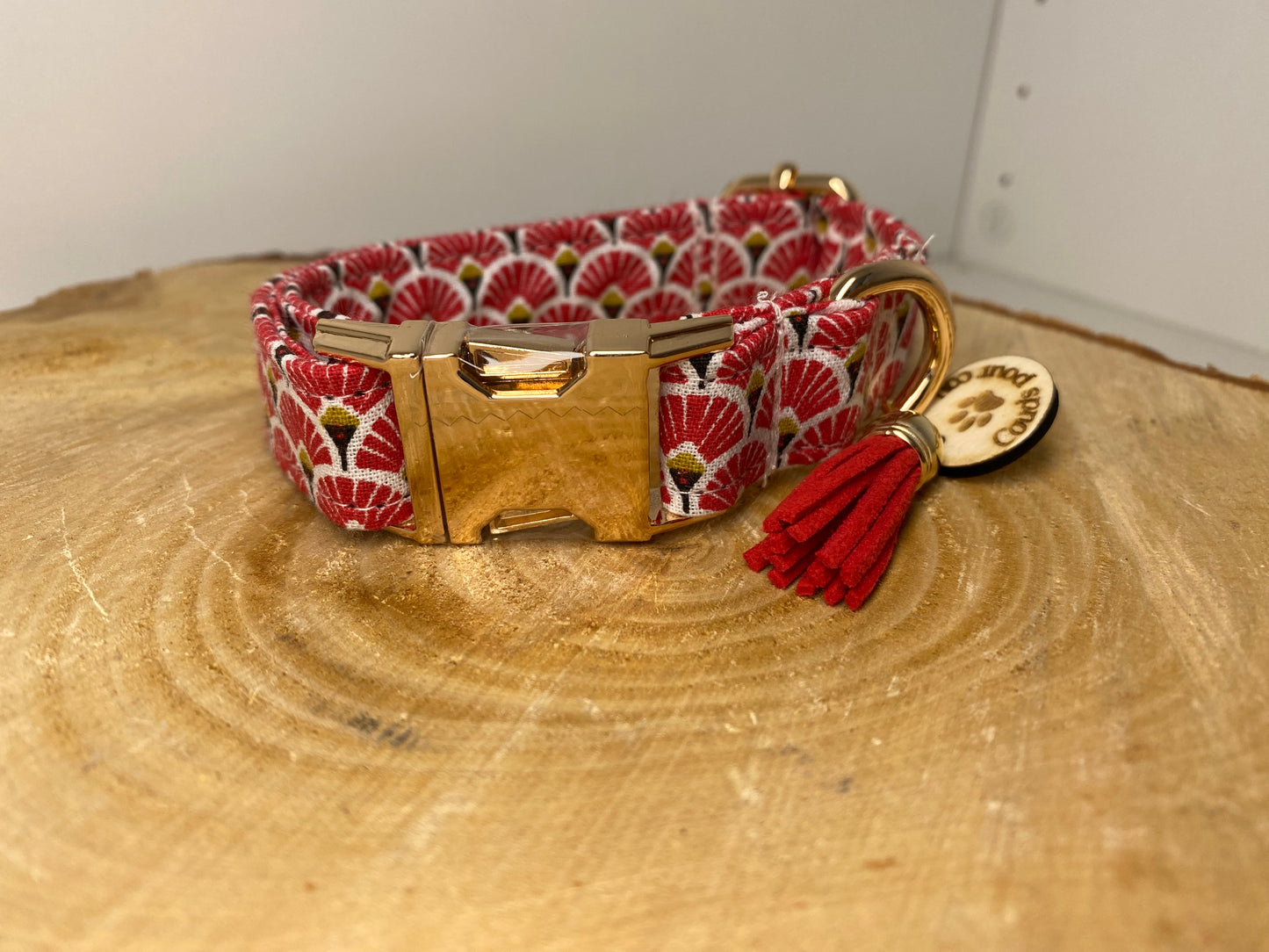 Collier en tissu et sangle pour chien – Réglable et personnalisable collection eventail rouge