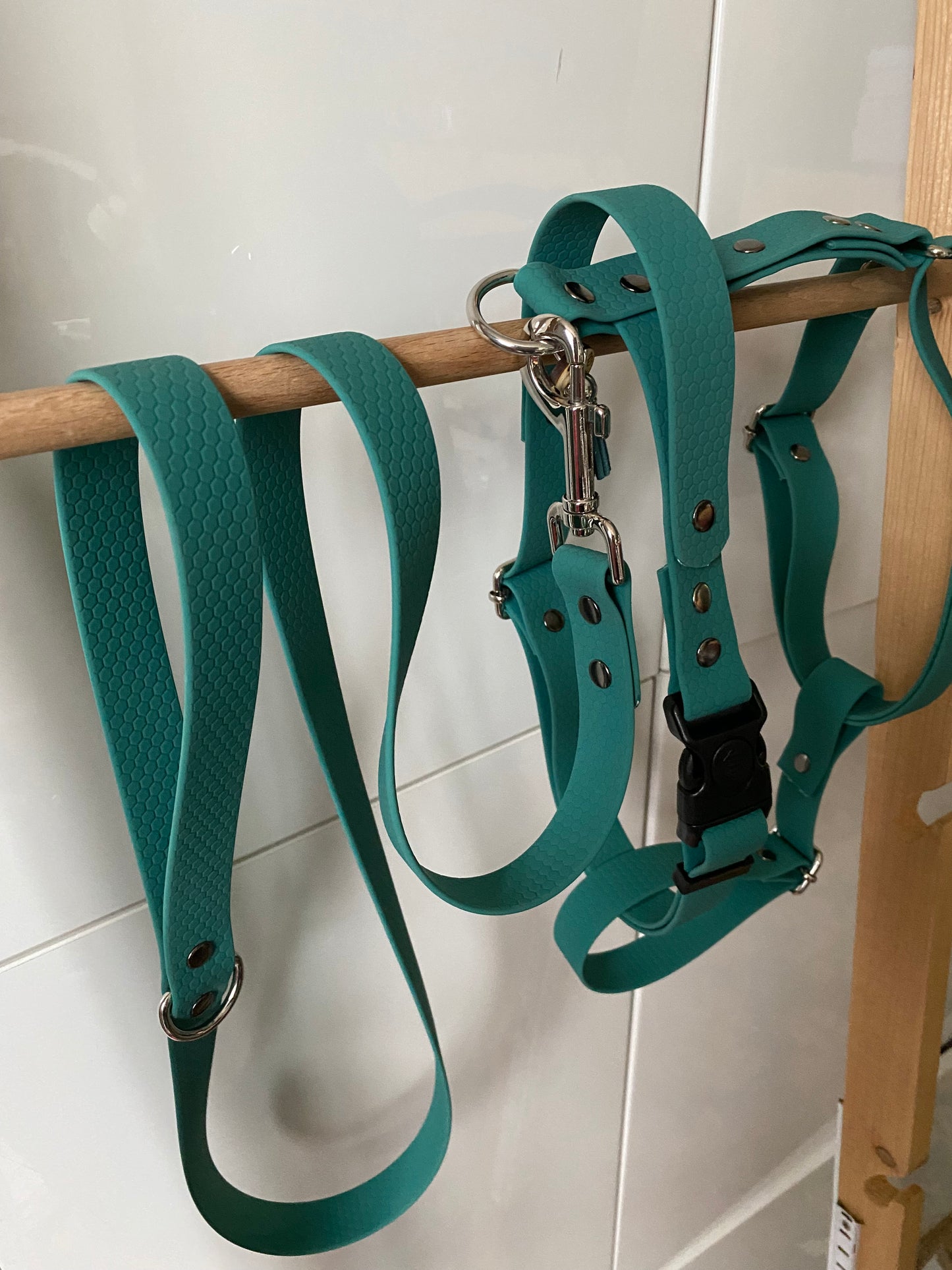 Harnais en H ajustable et imperméable pour chien - vert