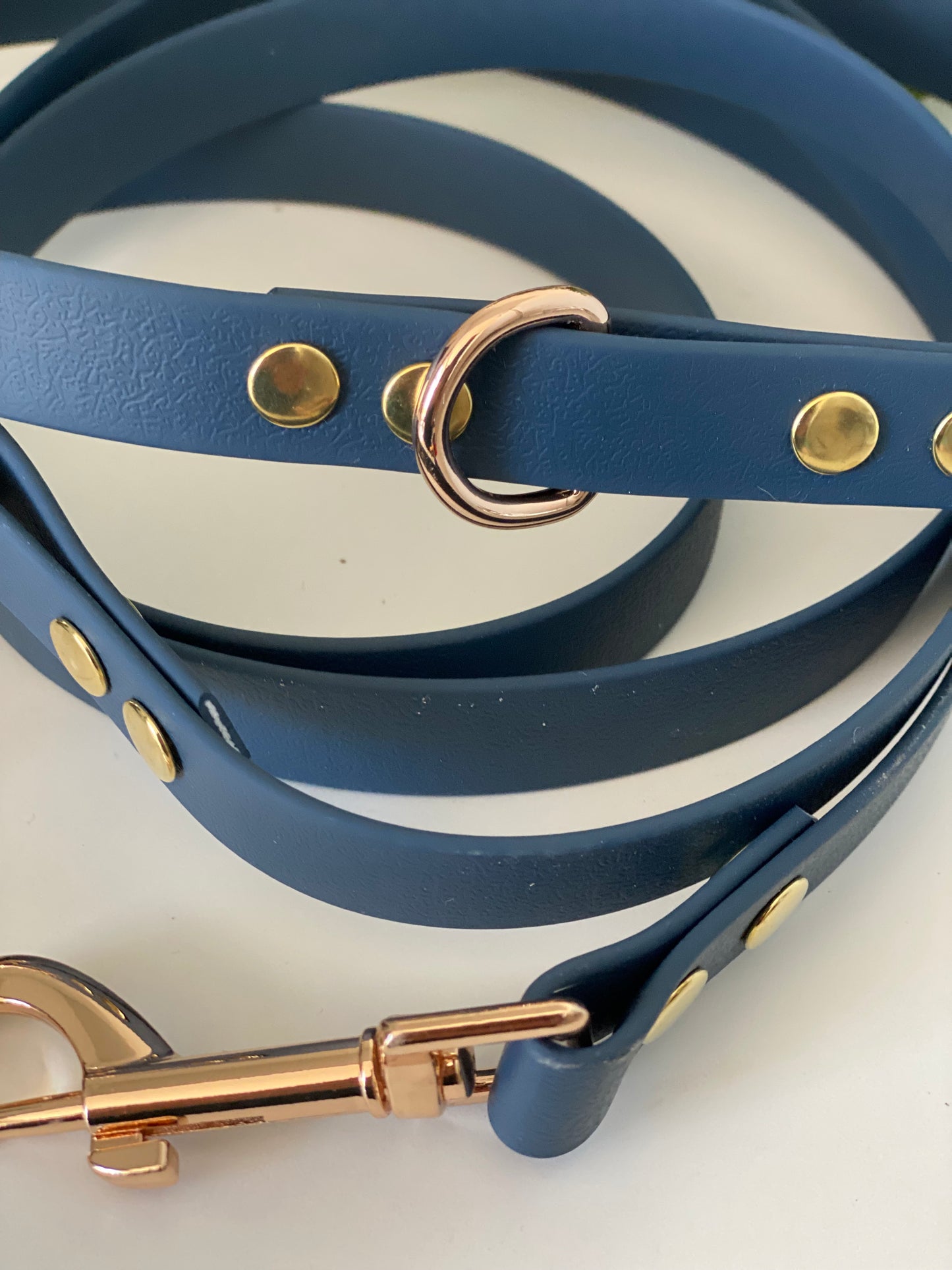 Laisse 3 positions unie couleur bleu marine