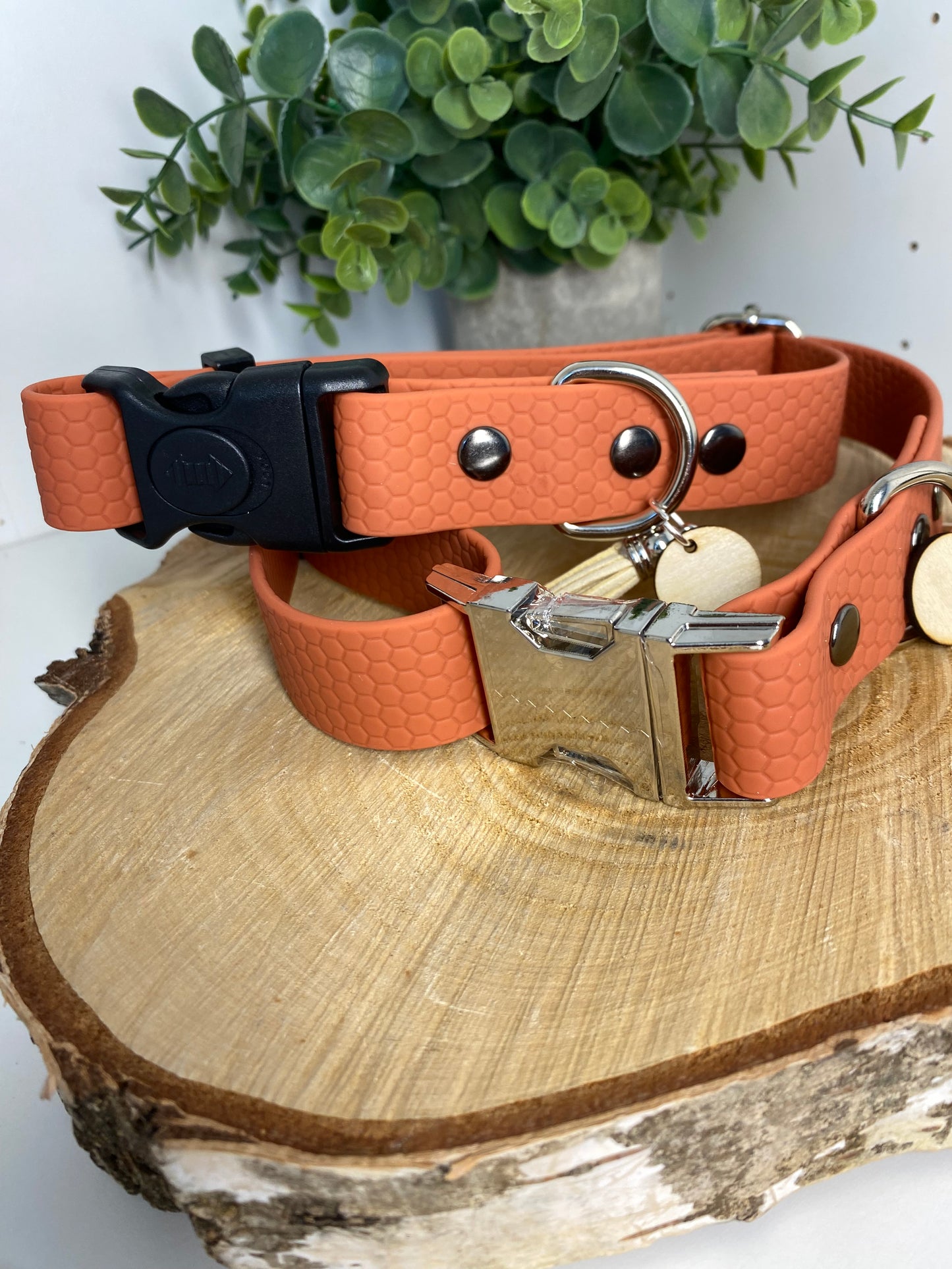 Colliers Réglables pour Chiens – sangle hexa couleur terracotta