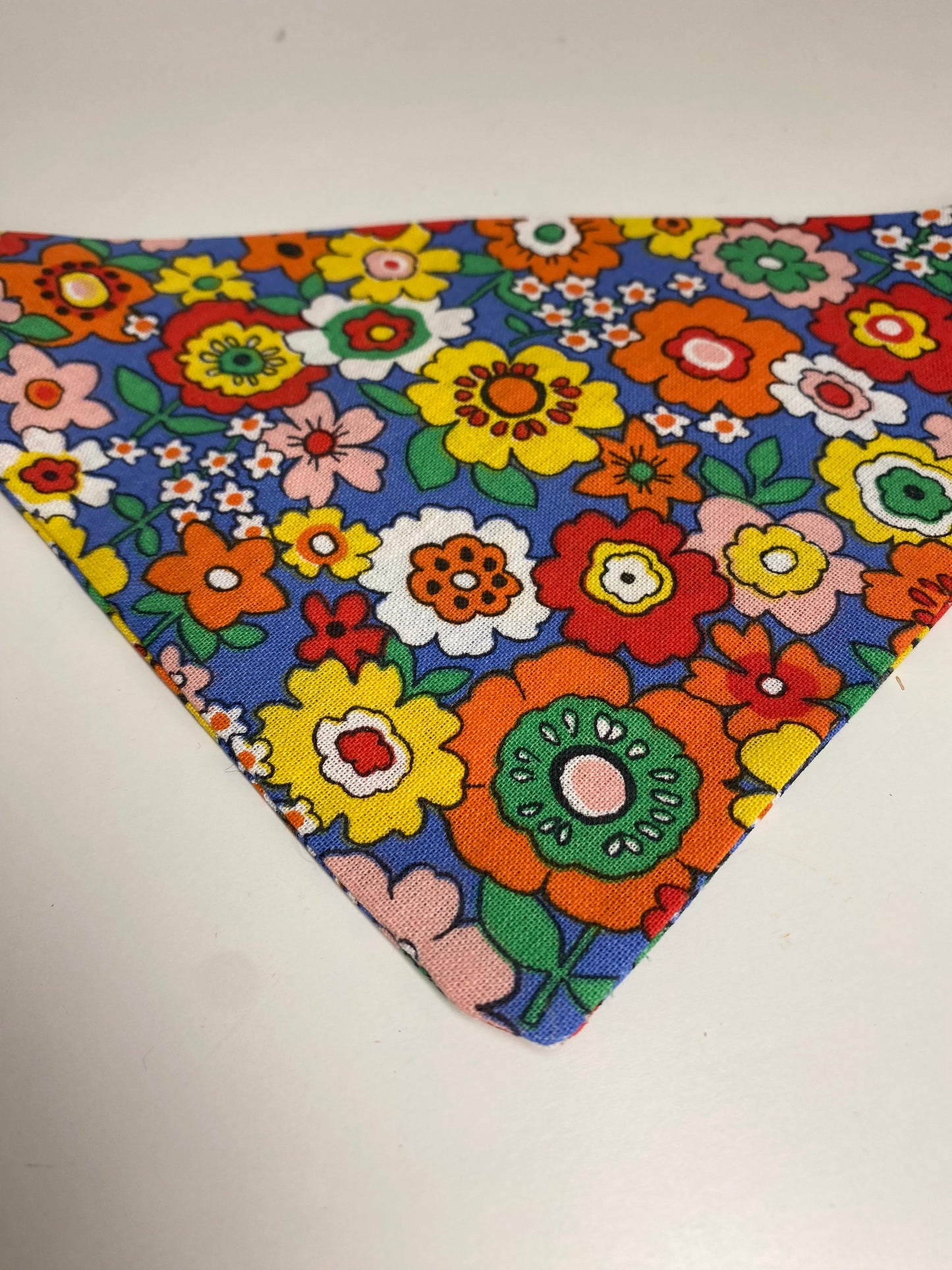 Le Bandana Parfait pour Votre Chien | Style et Confort Réunis | Plusieurs Tailles - vintage