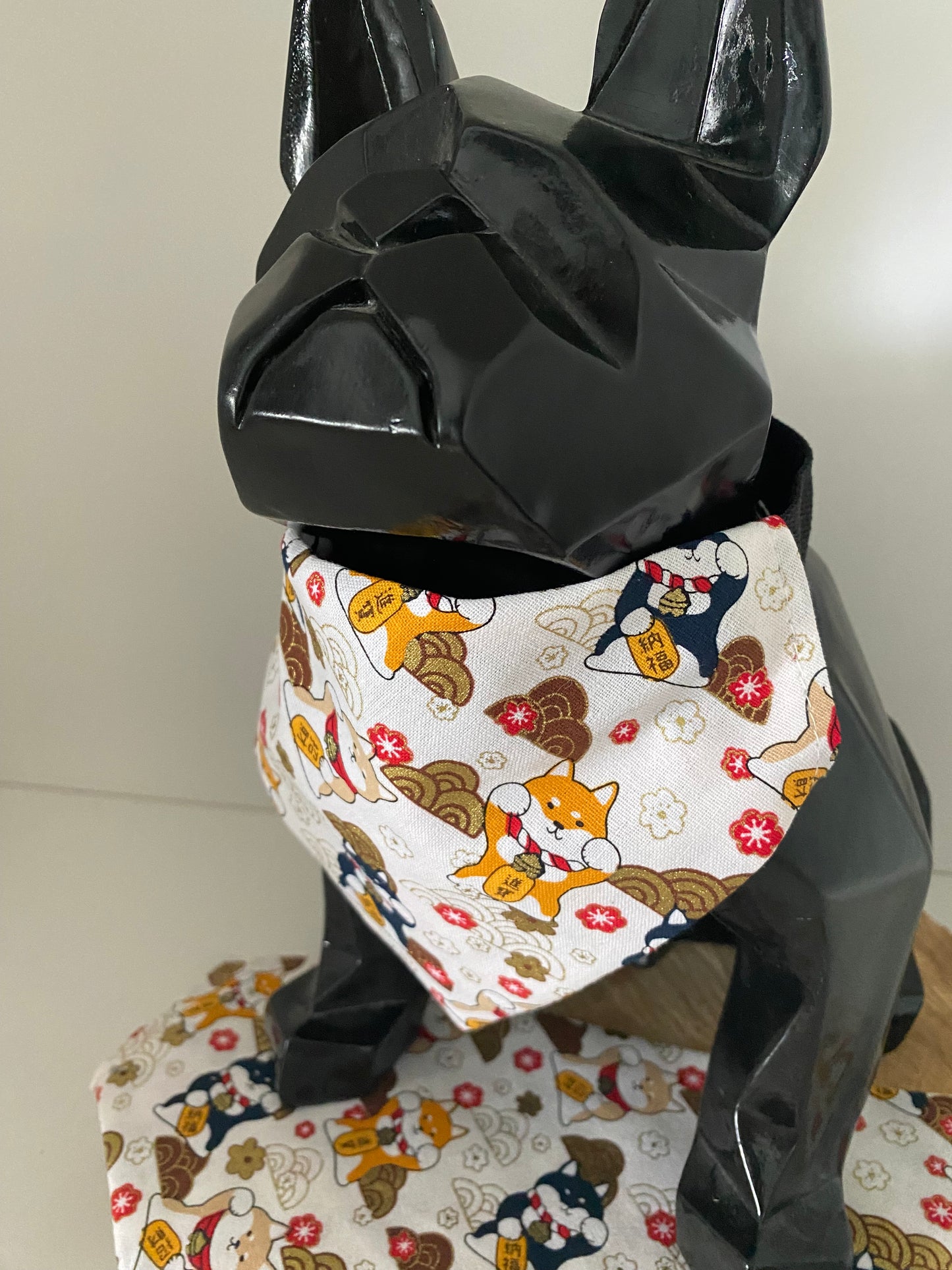 Le Bandana Parfait pour Votre Chien | Style et Confort Réunis | Plusieurs Tailles shiba