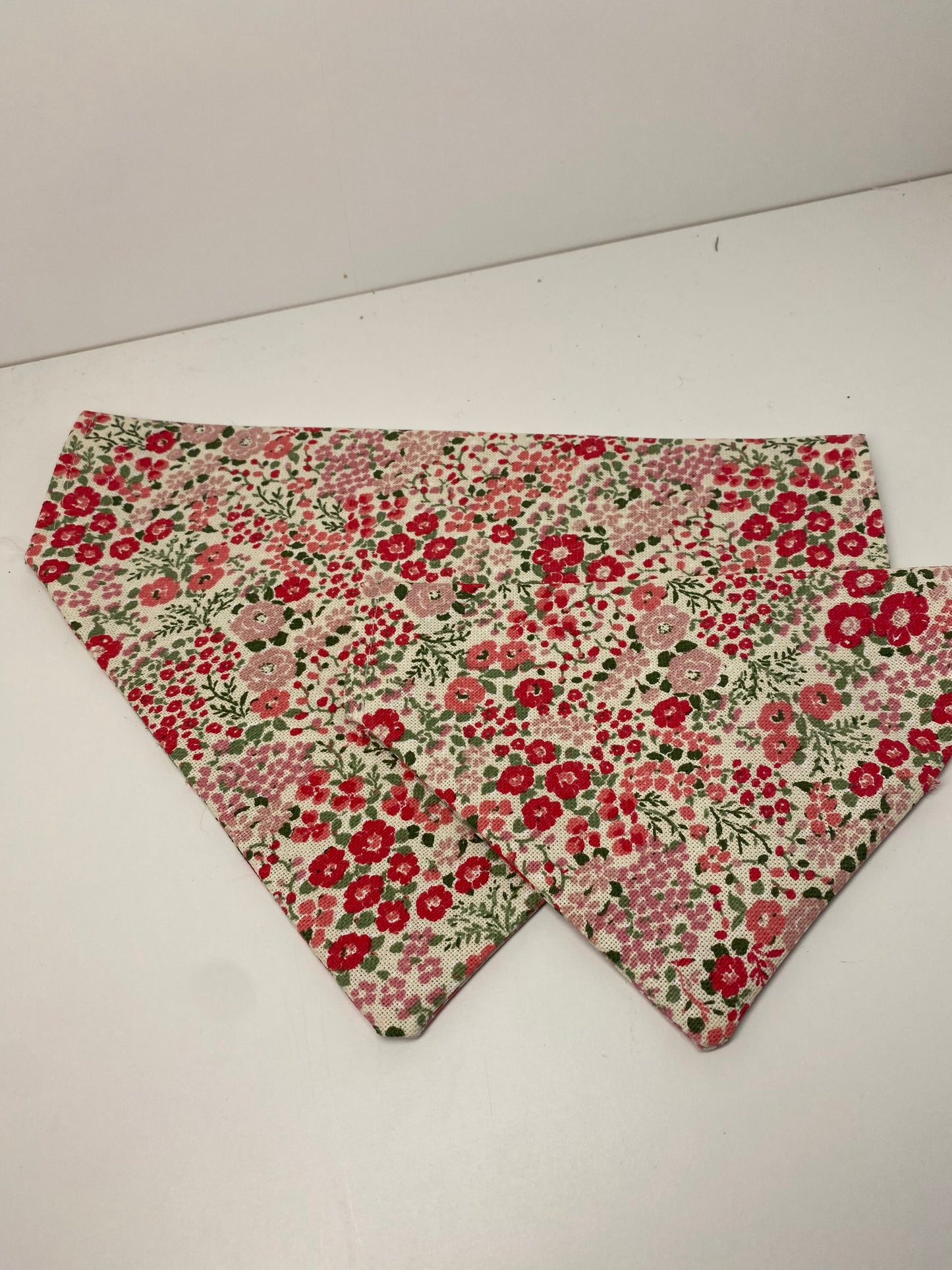 Le Bandana Parfait pour Votre Chien collection violette