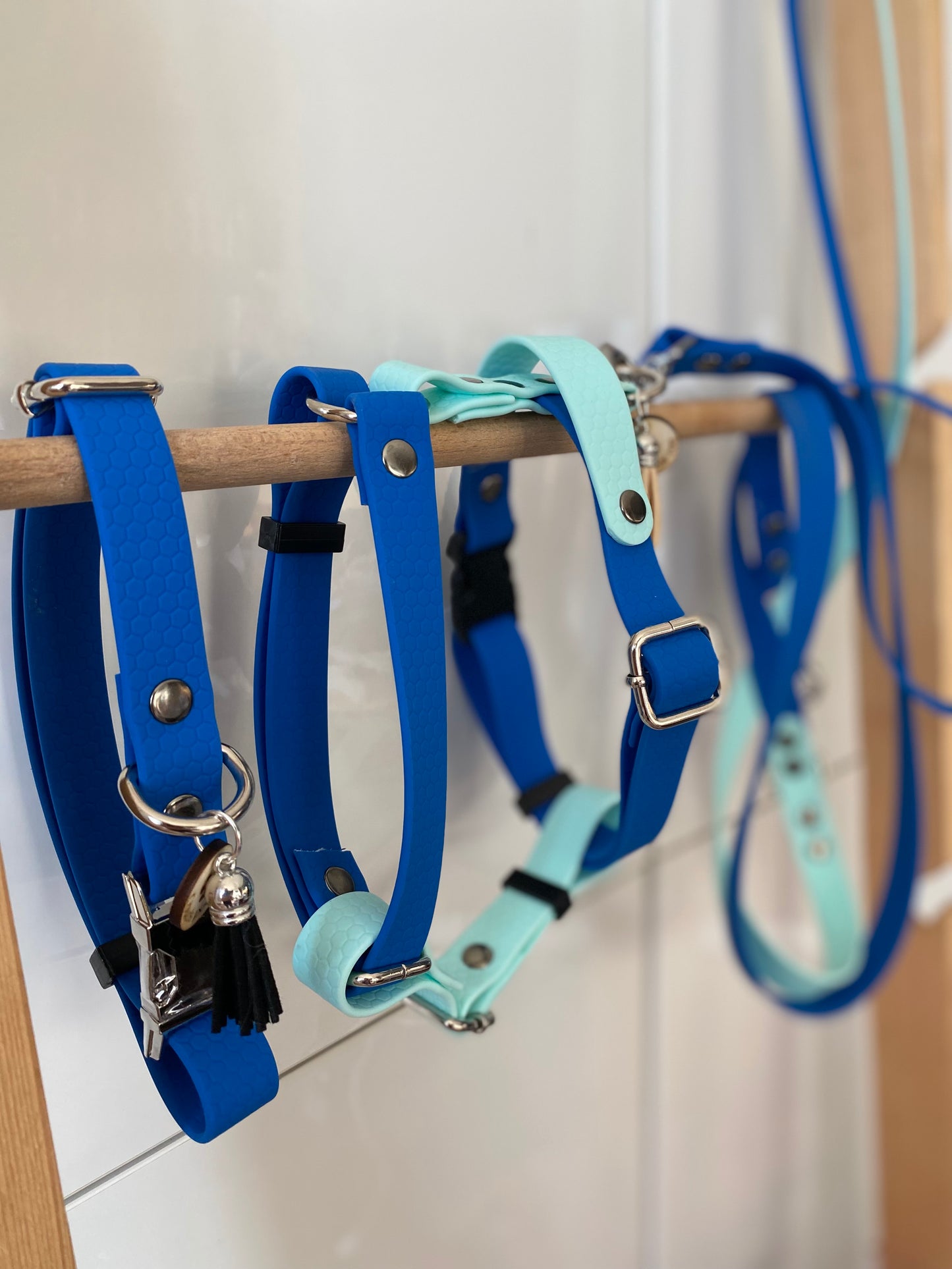 Harnais en H ajustable et imperméable pour chien - électrique , bleu ciel