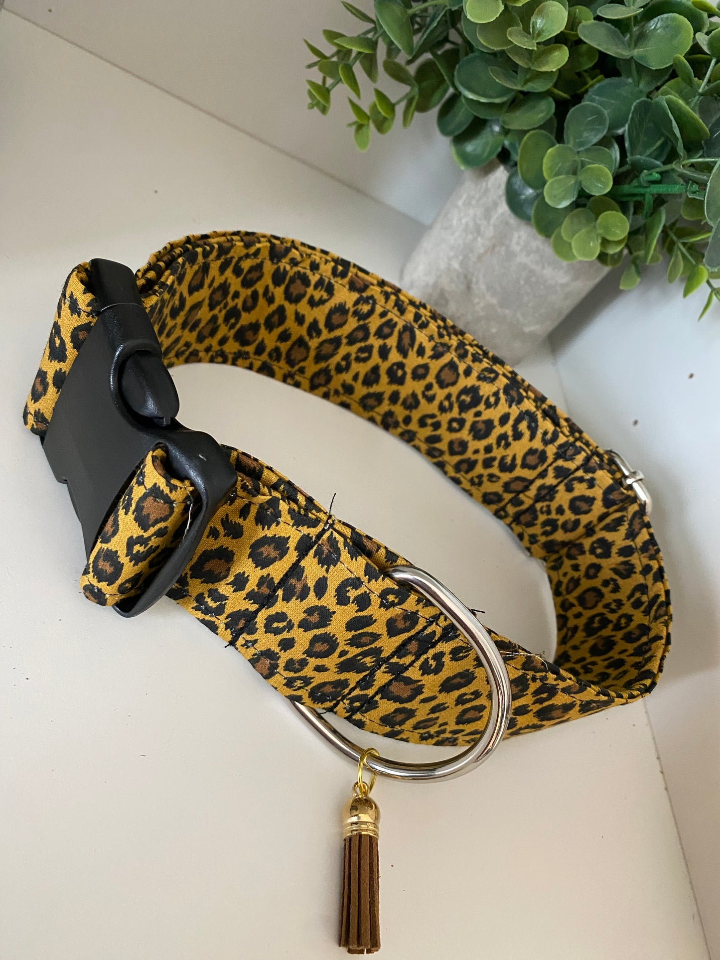 Collier en tissu et sangle pour chien – Réglable et personnalisable collection leopard