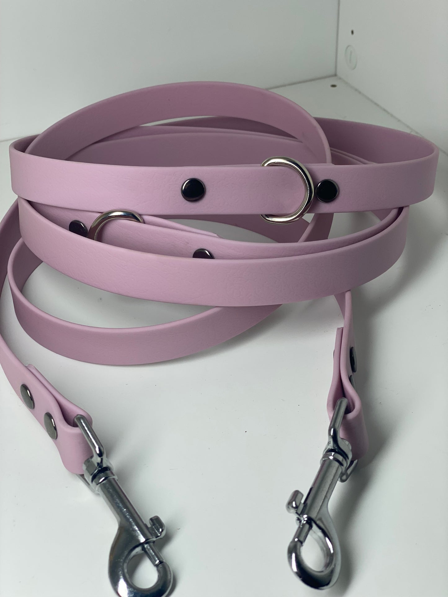 Laisse 3 positions unie couleur parme