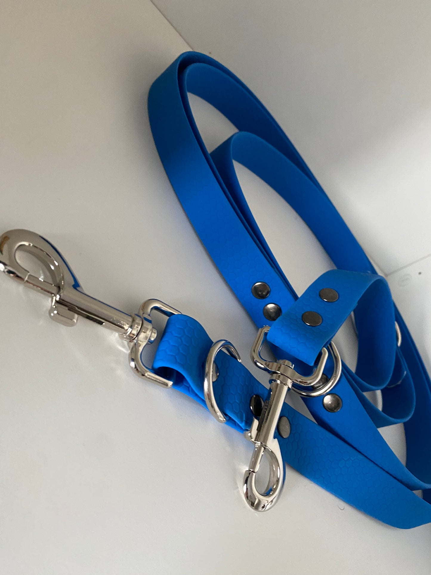 Laisse 3 positions bleu électrique