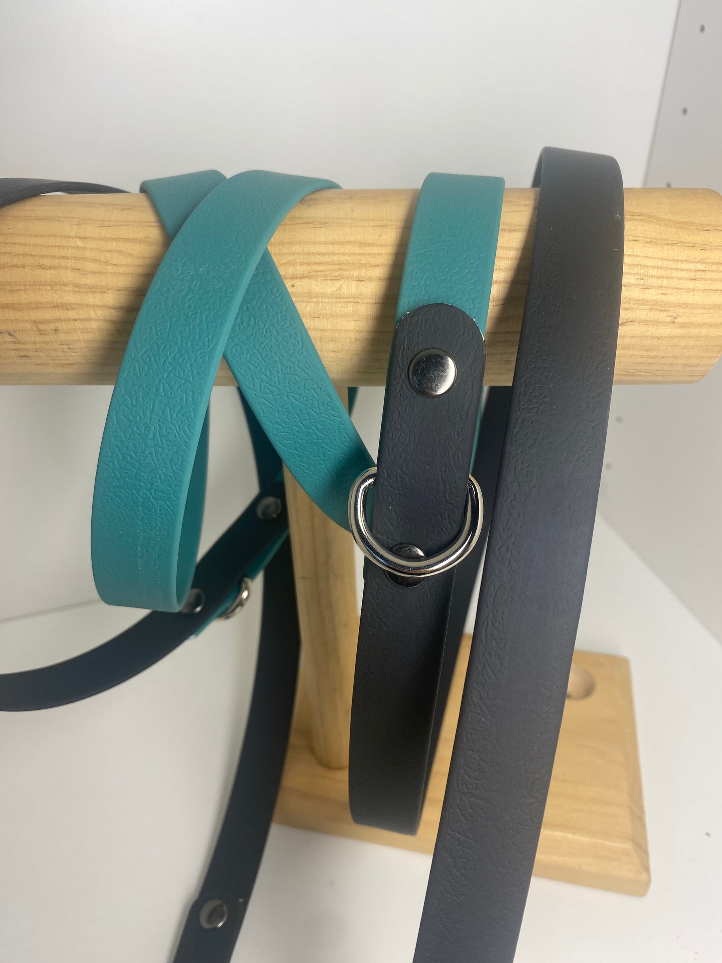 Laisse 3 positions unie couleur noir et vert