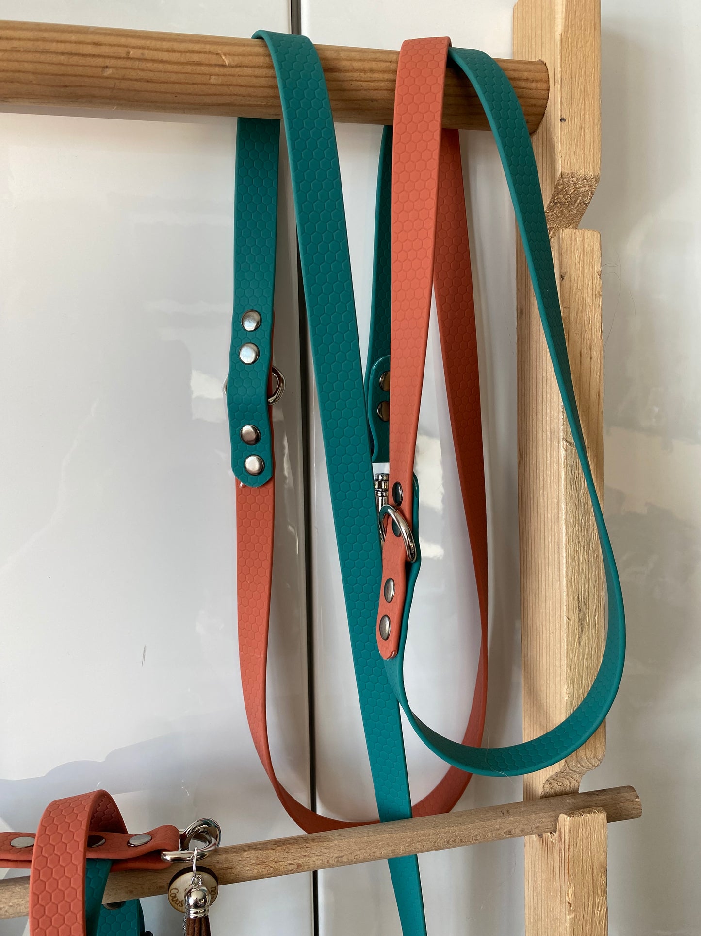 Laisse Mains Libres en Hexa Souple terracotta - vert