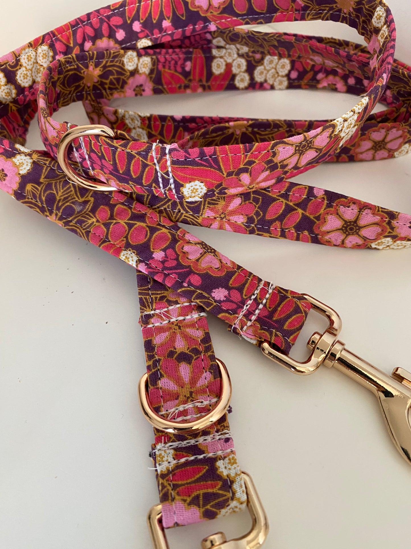 Collier en tissu et sangle pour chien – Réglable et personnalisable collection lili