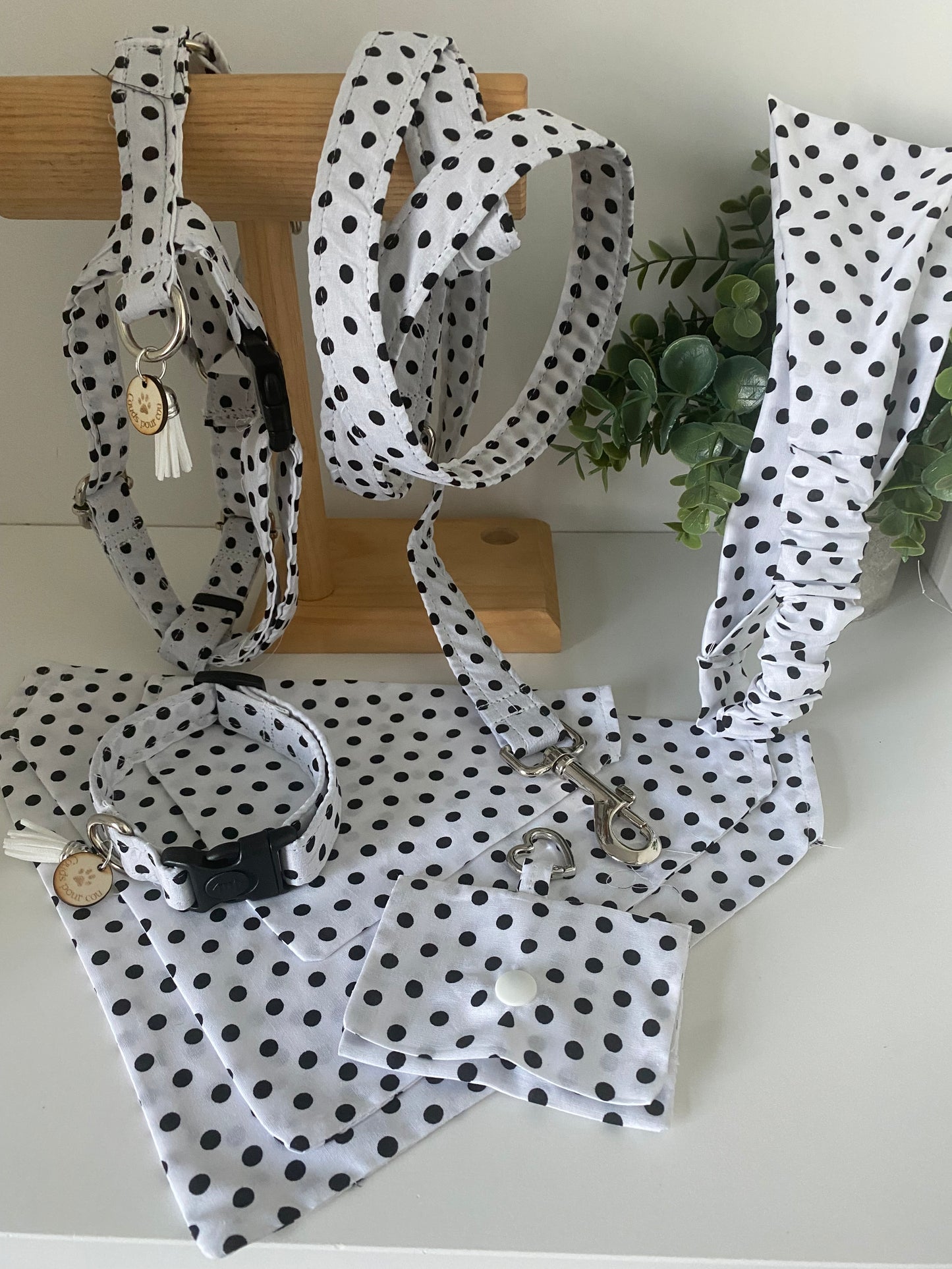 Collier pour chien en tissu “pois »