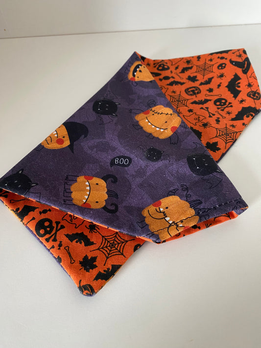 Le Bandana Parfait pour Votre Chien ou chat Spécial halloween réversible