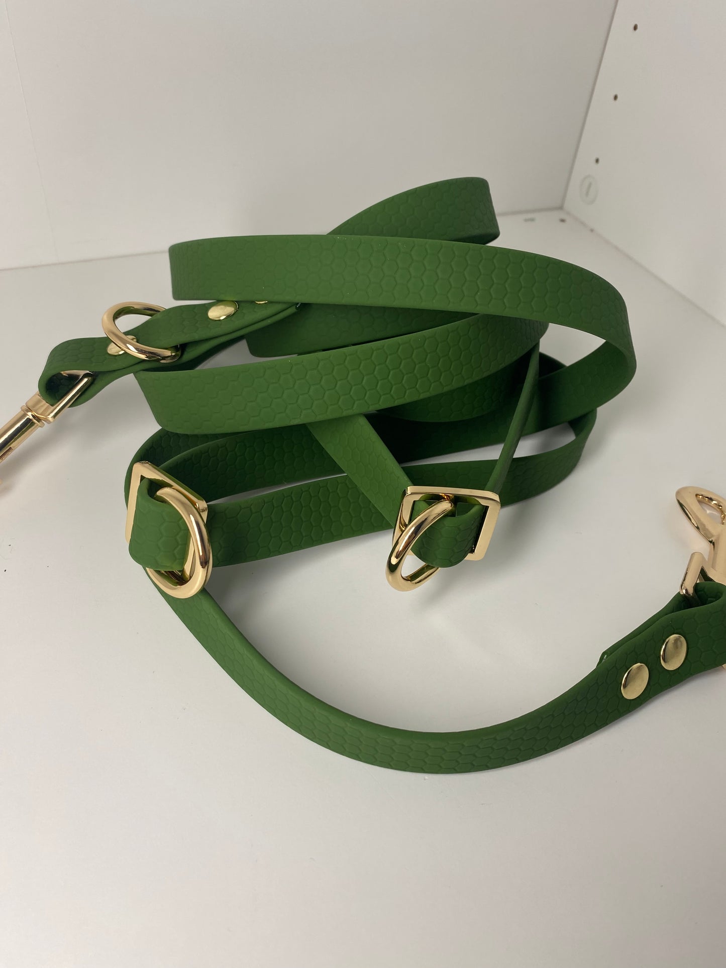 Laisse Mains Libres en Hexa Souple olive