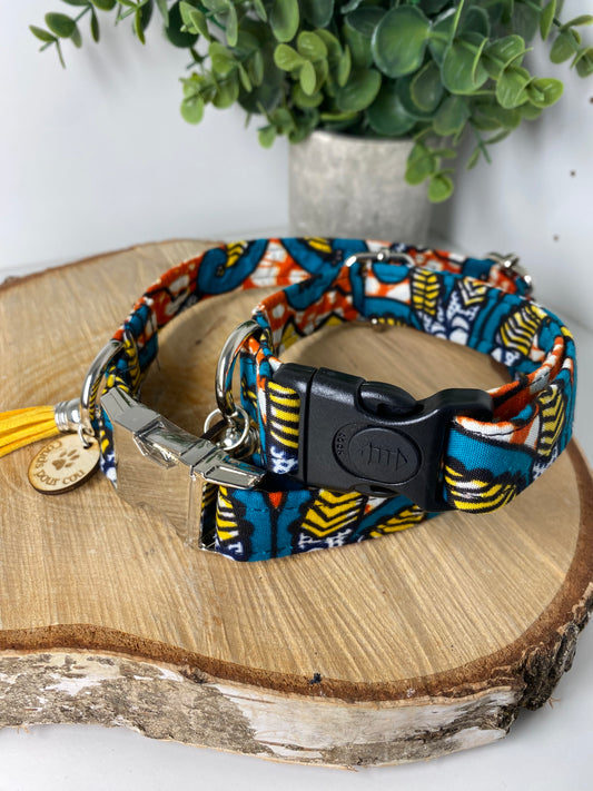 Collier pour chien en tissu “Wax” – Réglable & personnalisable