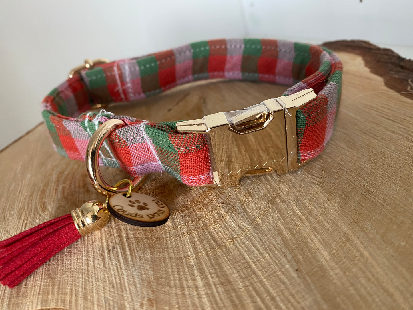 Collier réglable carreaux rose vert