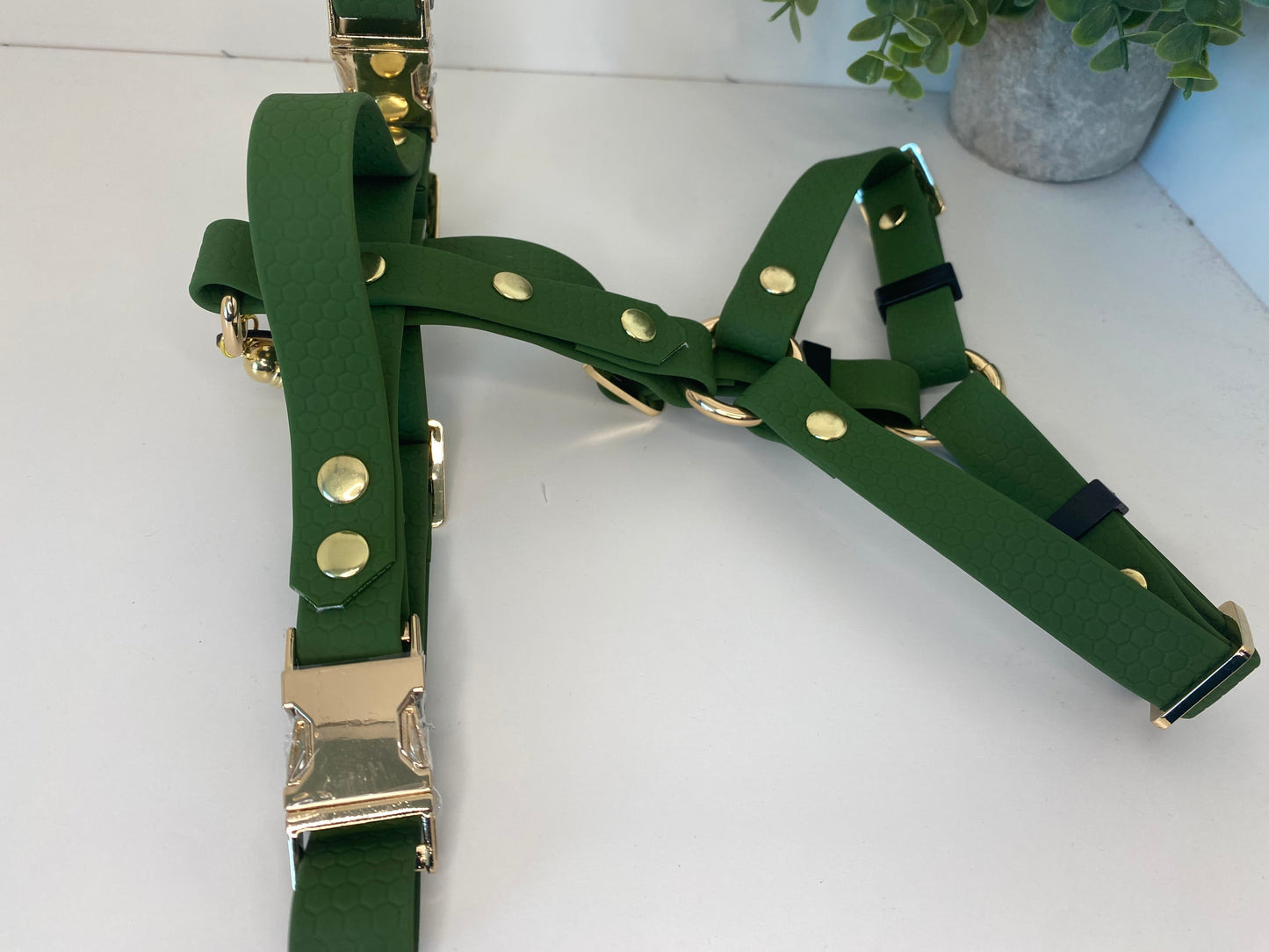 Harnais imperméable en hexa olive