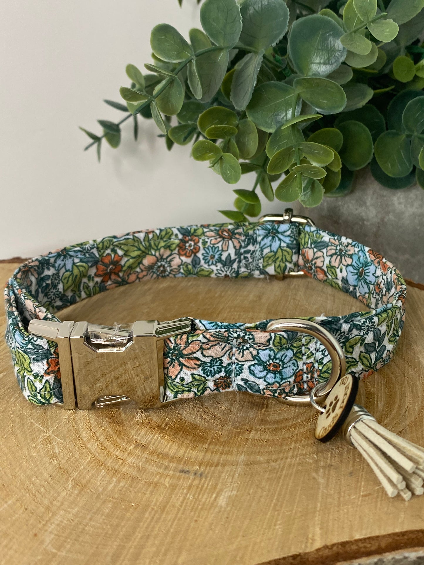 Collier pour chien en tissu – fleuri bleu ciel