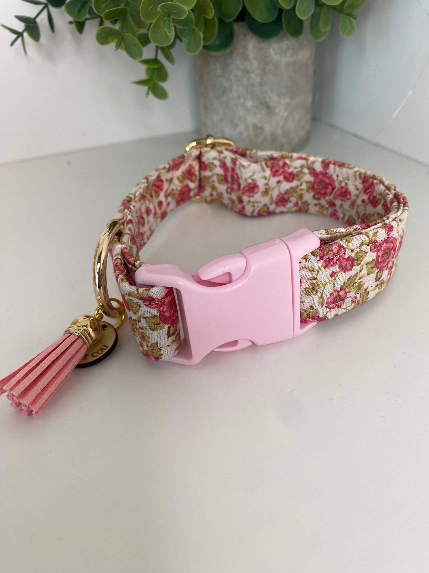Collier pour chien en tissu fleuri Réglable & personnalisable